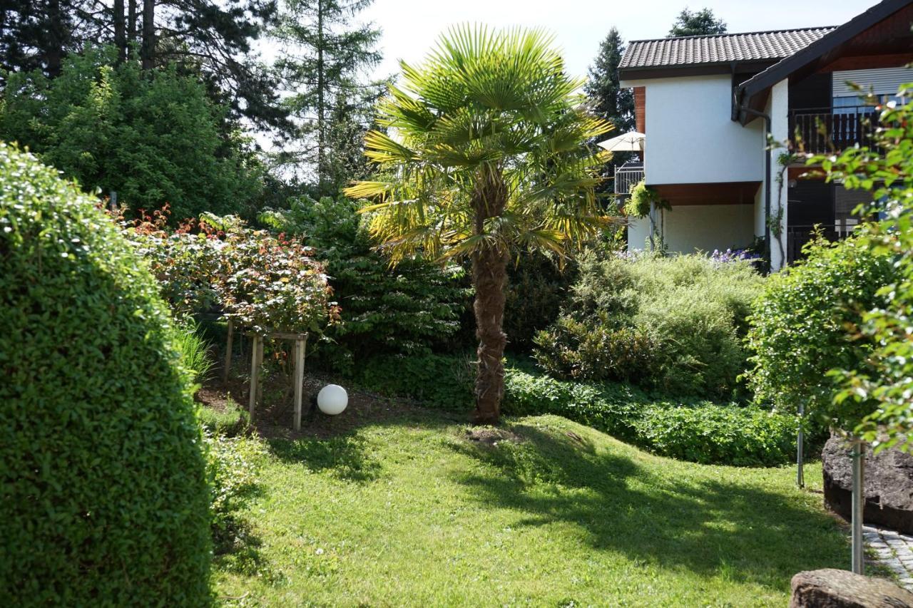 Gaestehaus Am Fuerstweg Heuchelheim-Klingen 外观 照片